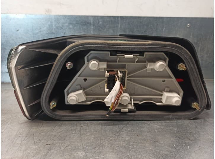 Recambio de piloto trasero derecho para peugeot 605 2.0 referencia OEM IAM   4 PUERTAS 3