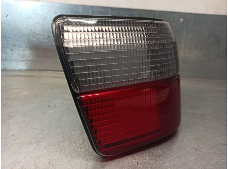 Recambio de piloto trasero izquierdo para peugeot 605 2.0 referencia OEM IAM   4 PUERTAS 2