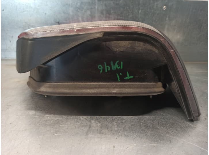 Recambio de piloto trasero izquierdo para peugeot 605 2.0 referencia OEM IAM   4 PUERTAS 4