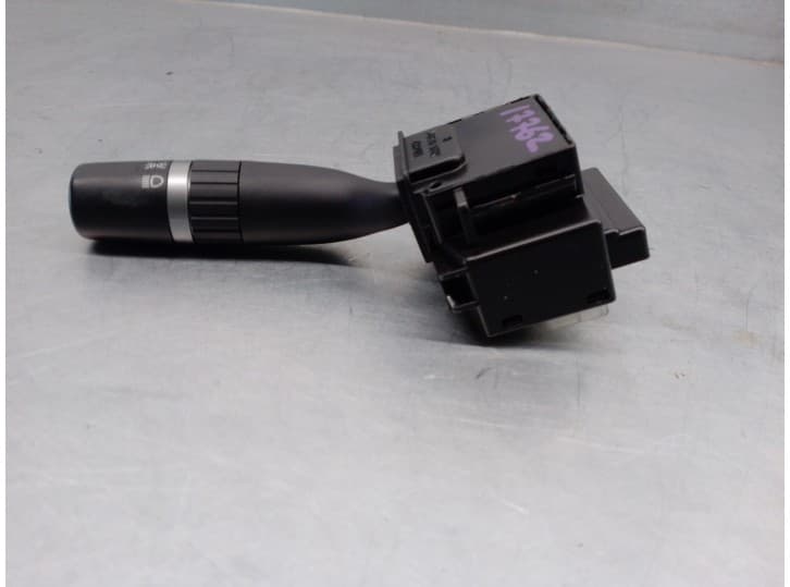 Recambio de mando luces para mazda 3 (bl) 1.6 mzr (bl14) referencia OEM IAM 17D682 2