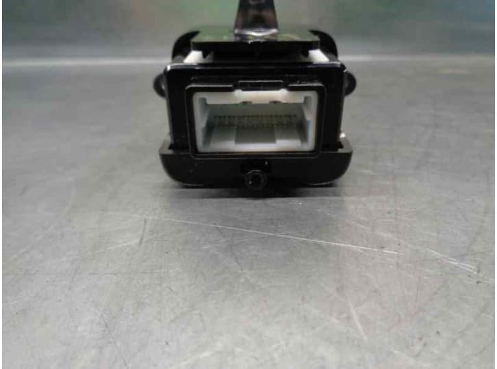 Recambio de modulo electronico para kia carens iv 1.7 crdi referencia OEM IAM 2