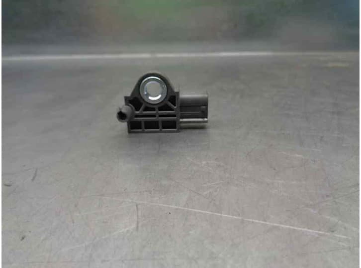 Recambio de sensor impacto para kia carens iv 1.7 crdi referencia OEM IAM 95930A4100
