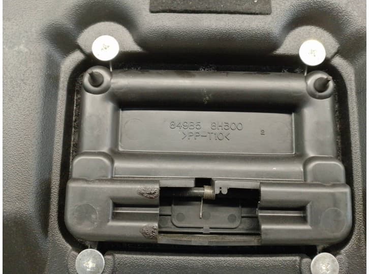 Recambio de bandeja trasera para infiniti fx 37 awd referencia OEM IAM 849051CA0A 5