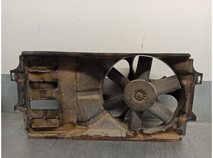 Recambio de electroventilador para ford orion ii (aff) 1.6 i referencia OEM IAM 6136784