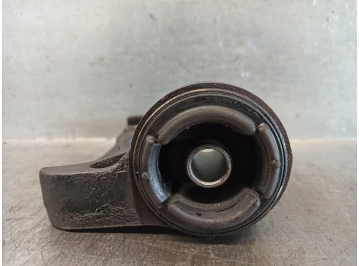 Recambio de soporte cambio para kia sorento i (jc) 2.5 crdi referencia OEM IAM 535413E600 3