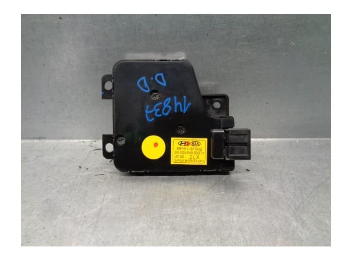 Recambio de mando asiento derecho para kia opirus (gh) 3.5 referencia OEM IAM 889913F002 2