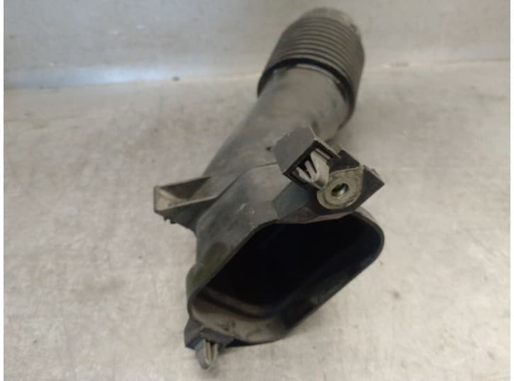 Recambio de tubo para infiniti ex 30d referencia OEM IAM 165541BY1A 165541BY1A 2
