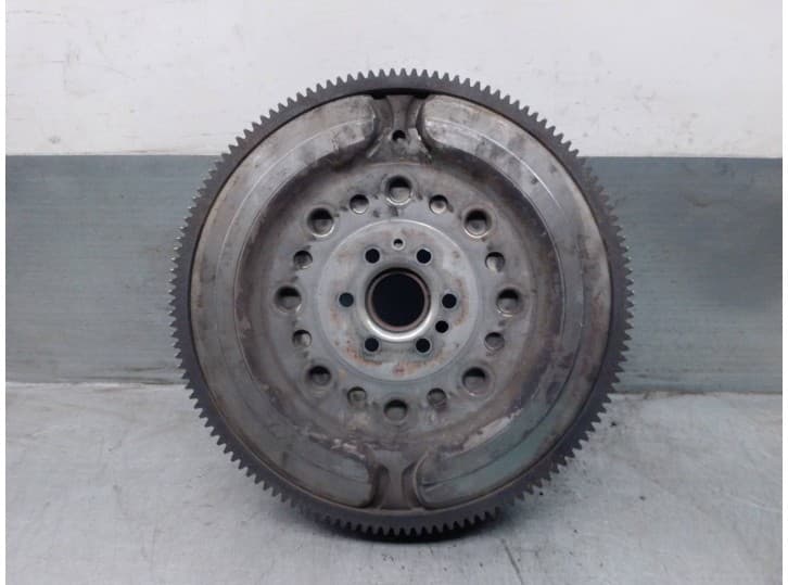 Recambio de volante motor para peugeot 508 i (8d_) 1.6 thp referencia OEM IAM 9673707580 3