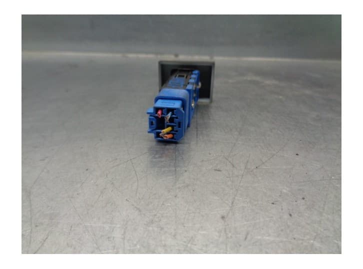 Recambio de interruptor para kia opirus (gh) 3.5 referencia OEM IAM 202000911 2