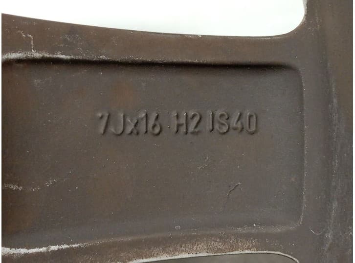 Recambio de llanta para bmw 1 (f20) 116 d referencia OEM IAM 6886302 R167JX16H2IS40 5