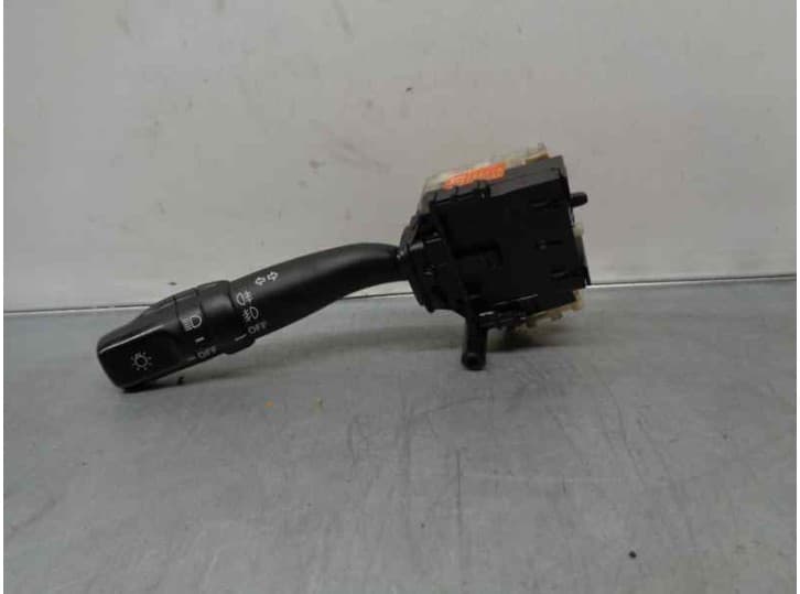 Recambio de mando luces para toyota avensis (_t25_) 1.8 (zzt251_) referencia OEM IAM 173650