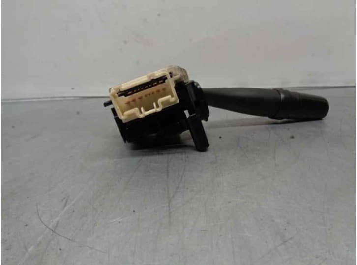 Recambio de mando luces para toyota avensis (_t25_) 1.8 (zzt251_) referencia OEM IAM 173650 3