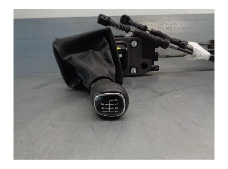 Recambio de palanca cambio para skoda scala (nw1) 1.0 tsi referencia OEM IAM 2Q0711049K 3