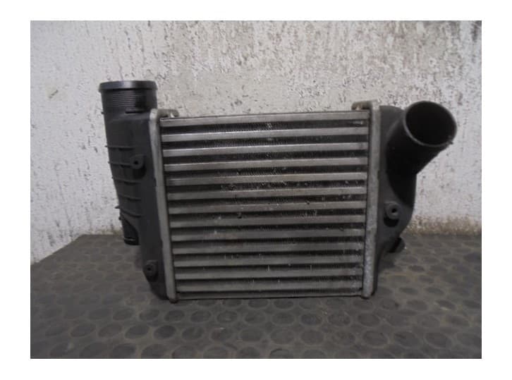 Recambio de intercooler para audi a6 c6 (4f2) 2.7 tdi referencia OEM IAM 4F0145806E  JDEUS