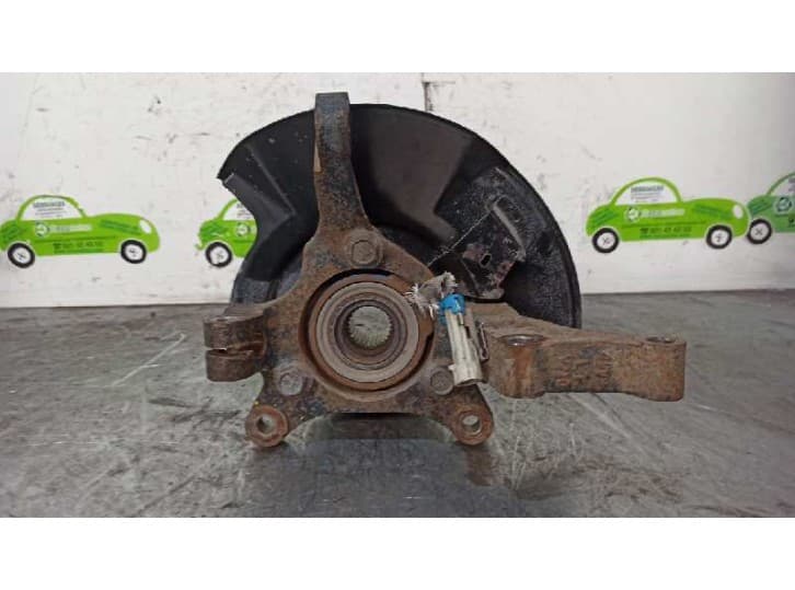Recambio de mangueta delantera izquierda para chevrolet evanda 2.0 referencia OEM IAM 2