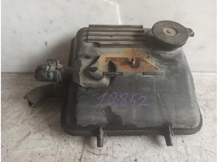 Recambio de deposito expansion para peugeot 806 (221) 2.0 referencia OEM IAM 1479124080