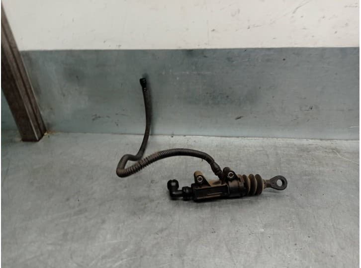 Recambio de bomba embrague para mini mini (r50, r53) cooper referencia OEM IAM 13670610