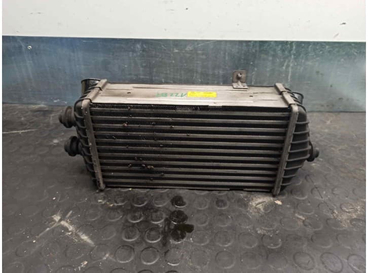 Recambio de intercooler para hyundai i30 (gd) 1.4 crdi referencia OEM IAM 282702A770 2