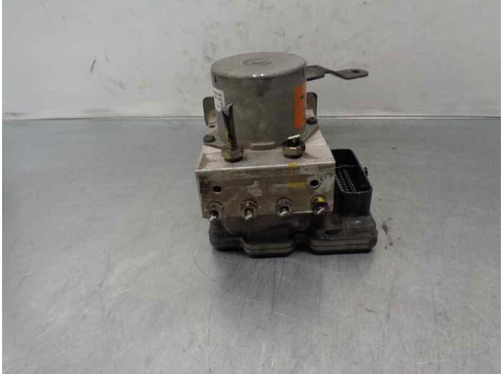 Recambio de abs para hyundai i30 (gd) 1.4 crdi referencia OEM IAM 58920A6210 A658920500 2