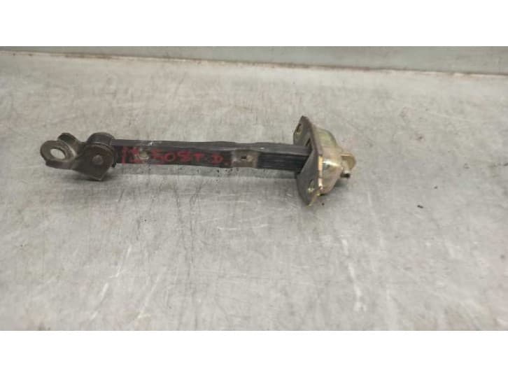 Recambio de retenedor puerta para suzuki swift iii (mz, ez) 1.3 (rs 413) referencia OEM IAM 2