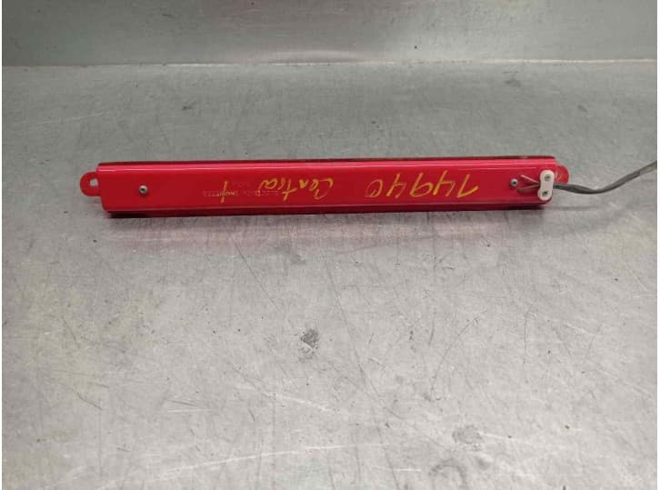 Recambio de luz central de freno para tata indica 1.4 elegance referencia OEM IAM 2