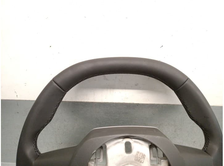 Recambio de volante para dacia duster iii (hm_) 1.0 tce lpg referencia OEM IAM 484000004R 7