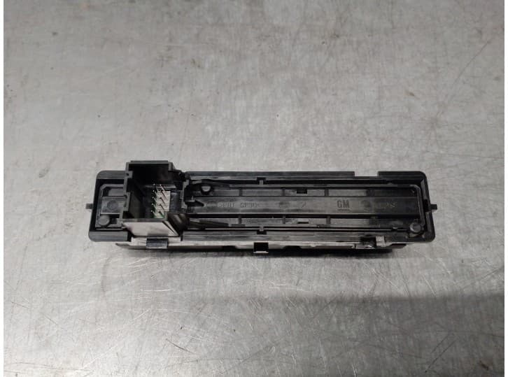 Recambio de warning para opel astra j (p10) 1.6 (68) referencia OEM IAM 13285122 2