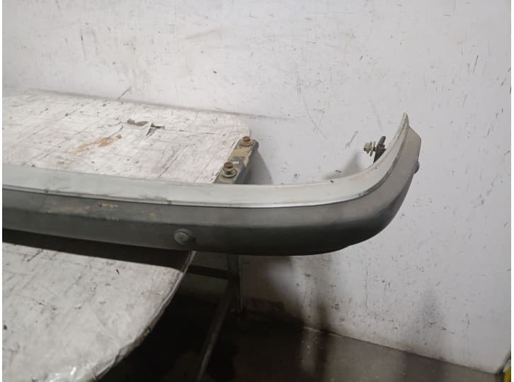 Recambio de paragolpes delantero para seat 127 (127a) 0.9 referencia OEM IAM HB HB 4