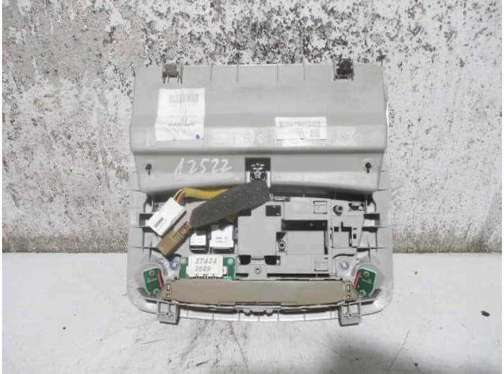 Recambio de luz interior para infiniti q50 50 d referencia OEM IAM 264304GA1B 2