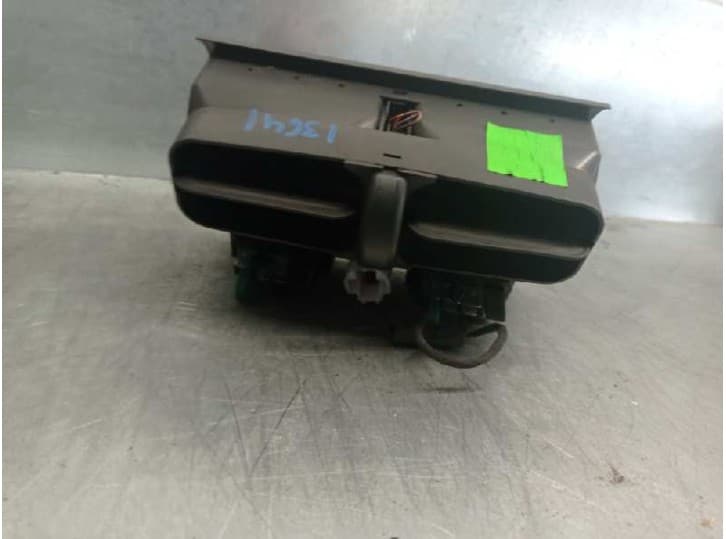 Recambio de aireador para audi a8 d2 (4d2, 4d8) s8 quattro referencia OEM IAM 4D0819203G 2
