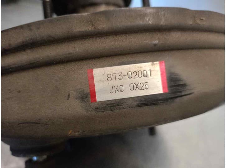 Recambio de servofreno para toyota yaris (_p1_) 1.3 (ncp10_, scp12_) referencia OEM IAM 87302001 4
