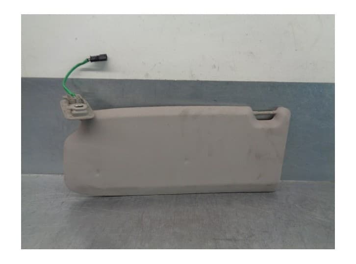 Recambio de parasol derecho para volvo v50 (545) 2.0 d referencia OEM IAM 39859780 2