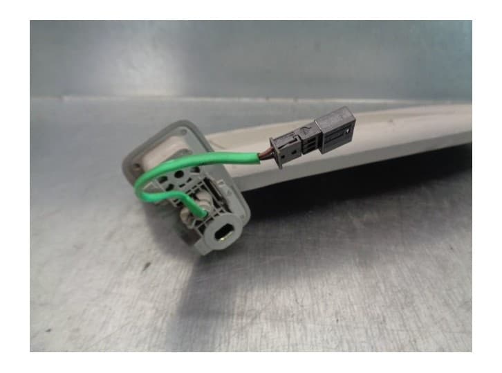 Recambio de parasol derecho para volvo v50 (545) 2.0 d referencia OEM IAM 39859780 3