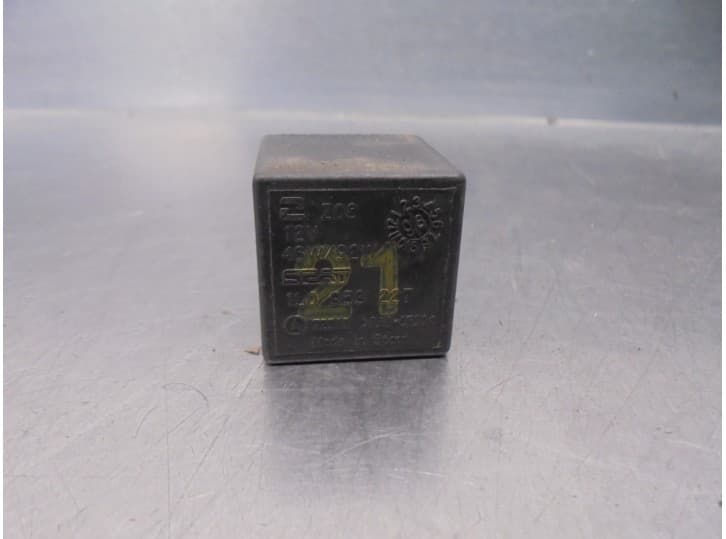 Recambio de rele para seat ibiza ii (6k1) 1.4 i referencia OEM IAM 1L0953227