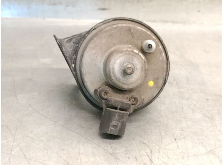 Recambio de claxon para bmw 5 (f10) 530 d referencia OEM IAM 61337279782 61337279782 3