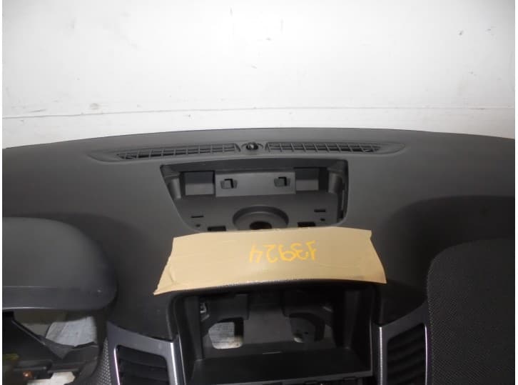 Recambio de salpicadero para chevrolet cruze (j300) 1.8 referencia OEM IAM  NEGRO 5