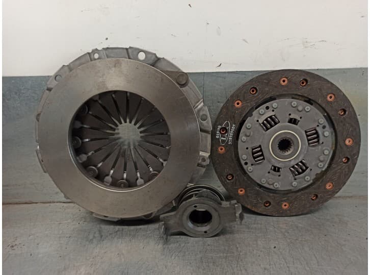 Recambio de kit embrague para seat ibiza referencia OEM IAM 120011210 120011210 LUK 2