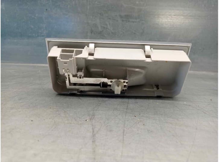 Recambio de luz interior para bmw 1 (e81) 118 d referencia OEM IAM 6951252 03113900 2