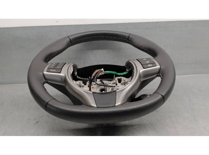 Recambio de volante para toyota yaris (_p13_) 1.0 (ksp130_) referencia OEM IAM 451020D30023 4
