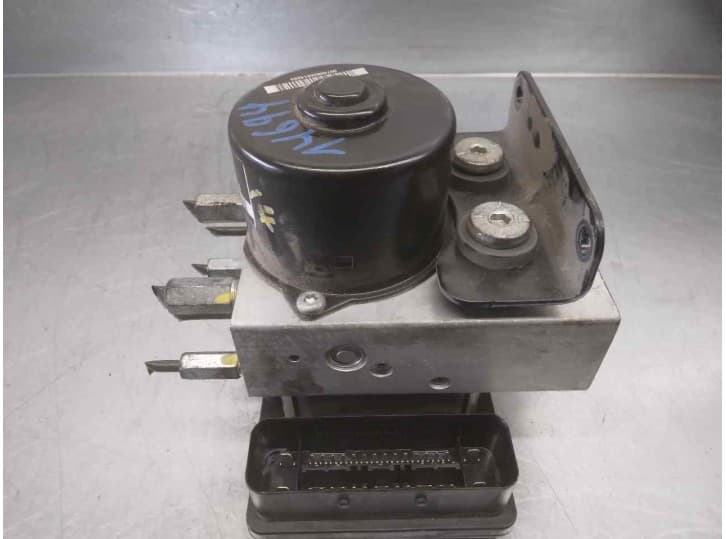 Recambio de abs para ssangyong kyron 2.0 xdi referencia OEM IAM 4894009700 2