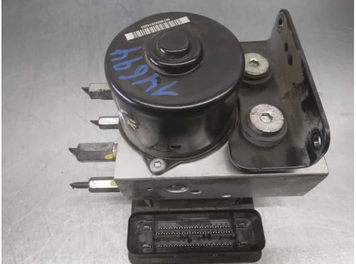 Recambio de abs para ssangyong kyron 2.0 xdi referencia OEM IAM 4894009700 4