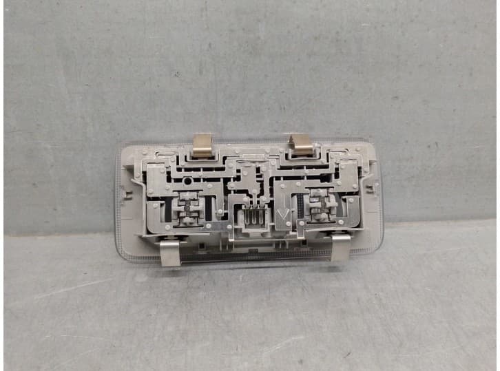 Recambio de luz interior para toyota yaris (_p13_) 1.0 (ksp130_) referencia OEM IAM 812600D070 2