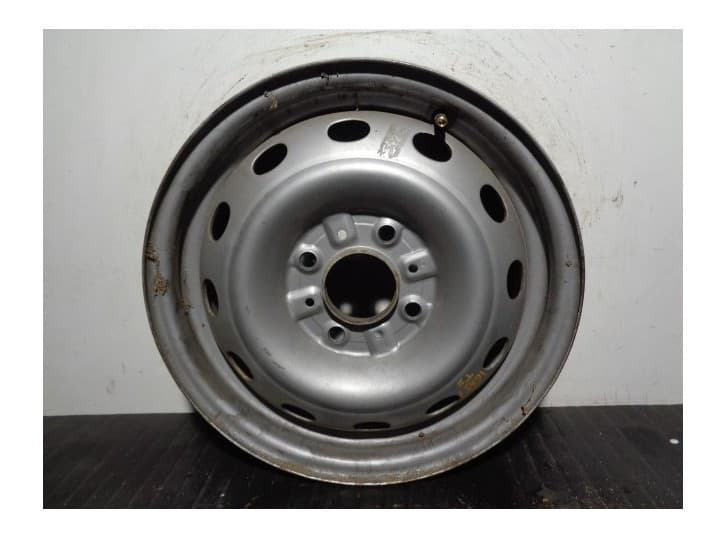 Recambio de llanta para tata indica 1.4 td referencia OEM IAM A93698 R145JX14CH HIERRO
