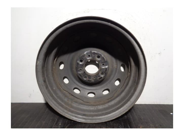 Recambio de llanta para tata indica 1.4 td referencia OEM IAM A93698 R145JX14CH HIERRO 3