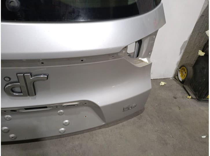Recambio de porton trasero para dr dr 5.0 suv 1.5 referencia OEM IAM 5604415 2