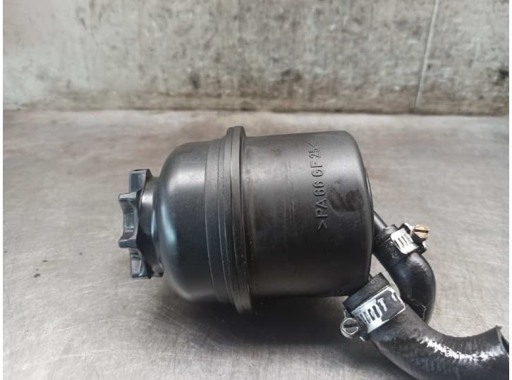 Recambio de deposito servo para saab 900 ii 2.0 i referencia OEM IAM 2