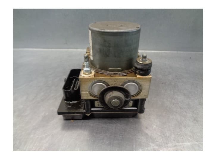 Recambio de abs para ford ka (ru8) 1.2 referencia OEM IAM 51977351 0265252682 BOSCH 3