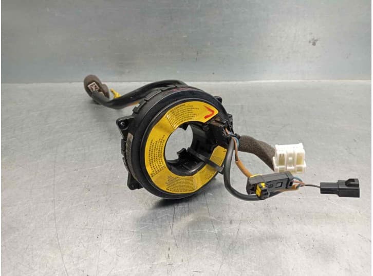 Recambio de anillo airbag para ssangyong rodius i 2.7 xdi referencia OEM IAM 8592208060