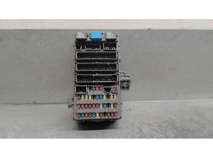 Recambio de caja reles / fusibles para honda civic coupe (2dr) referencia OEM IAM 52525LD