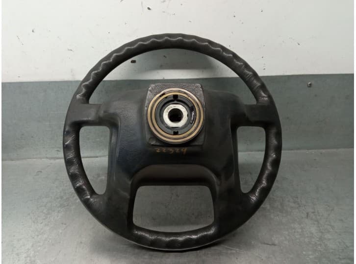 Recambio de volante para volvo 340-360 (343, 345) 2.0 referencia OEM IAM 3204643 2